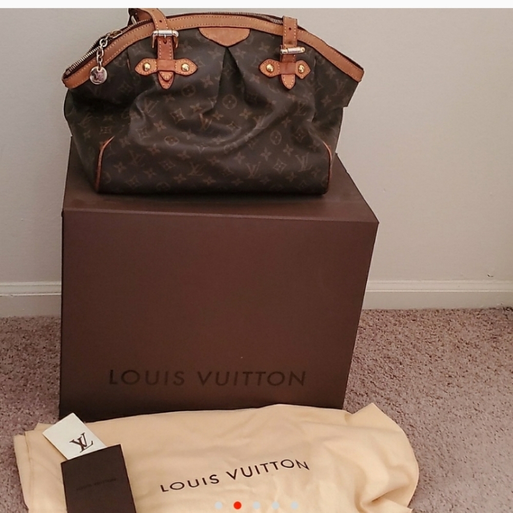 Tivoli authenticated Luis Vuitton